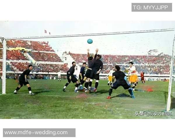 足球巨星从贫困少年到顶级球员的艰难成长历程揭秘 足球巨星从贫困少年到顶级球员的艰难成长历程揭秘